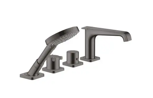 Axor Armatur mit vier Komponenten in gebürstetem Schwarzchrom. Enthält eine Handbrause, einen Auslauf und zwei Steuerhebel, installiert auf einem flachen Fundament.